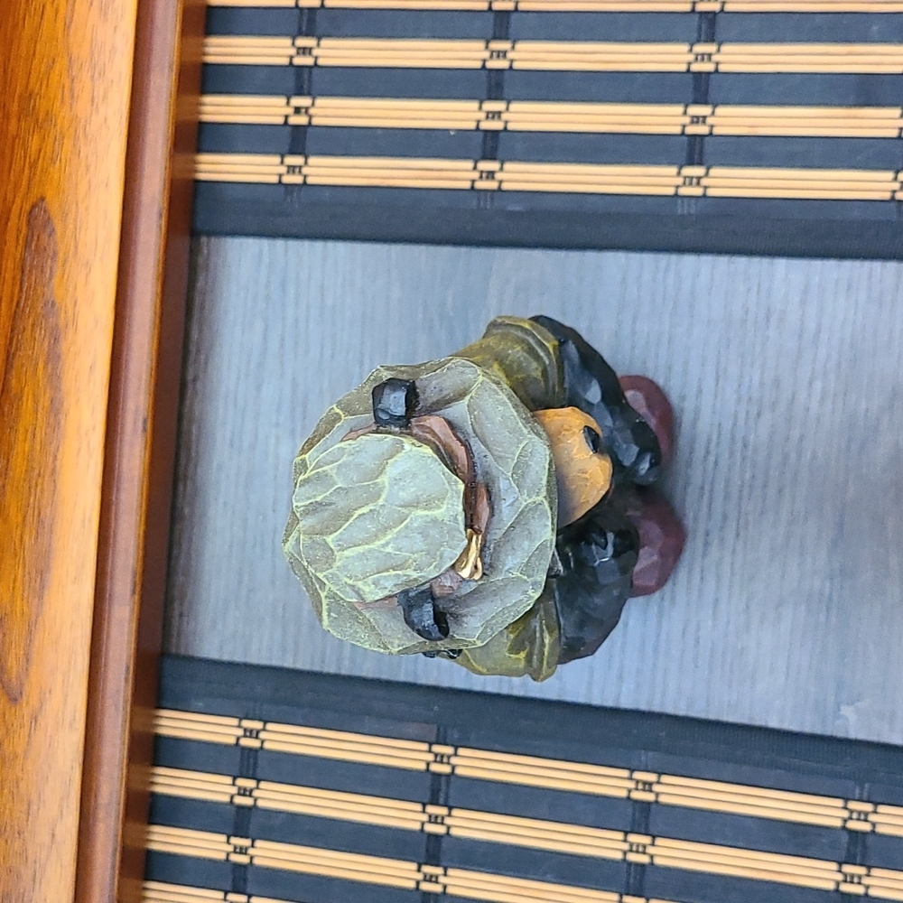 Resin crafted hunting bear - Picture 5 of 6